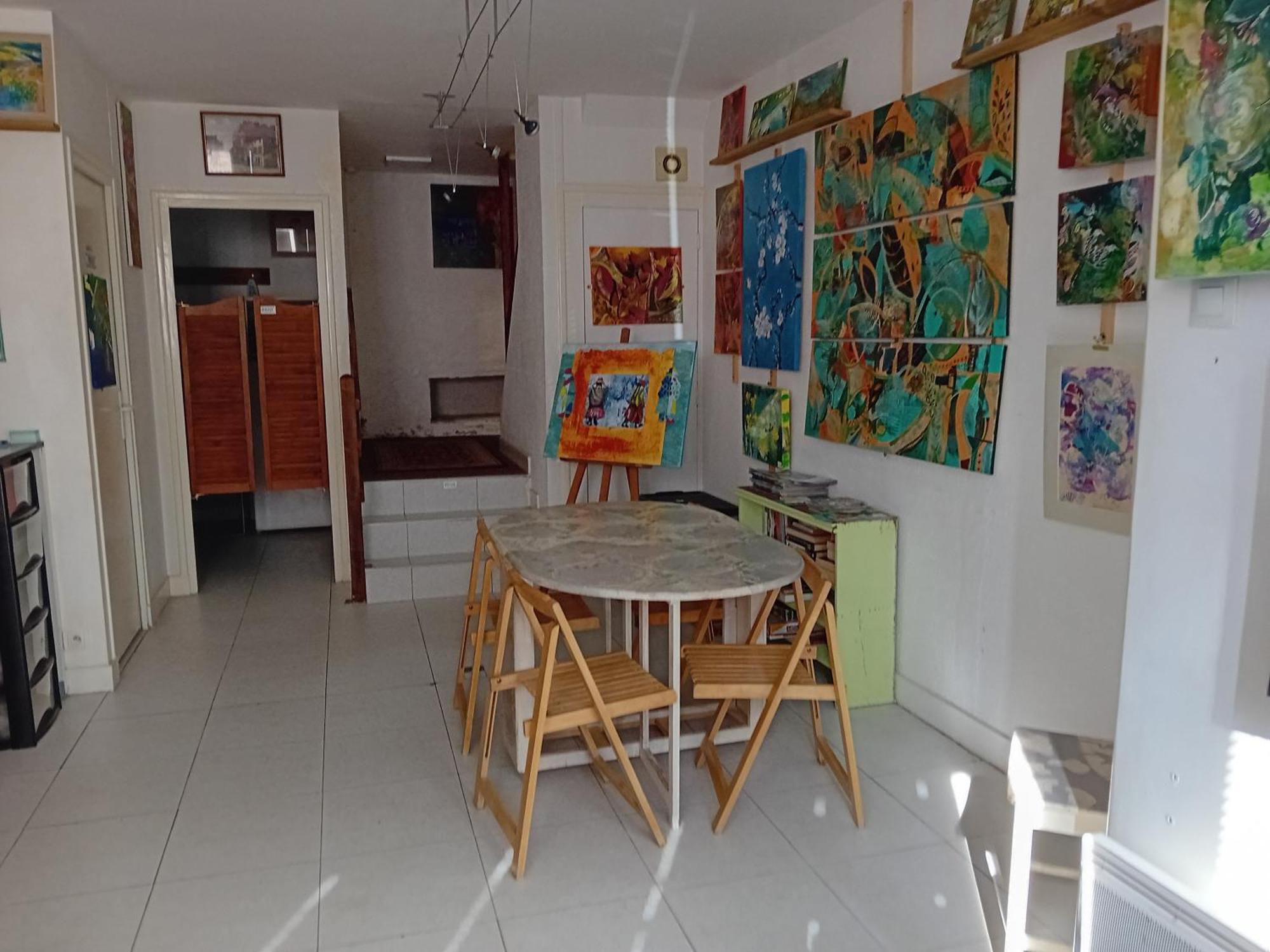 Gazelle Guest House And Art Gallery 吕费克 外观 照片